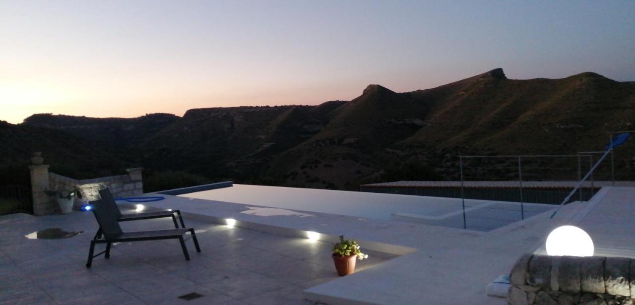Villa Meriem Noto Exterior photo