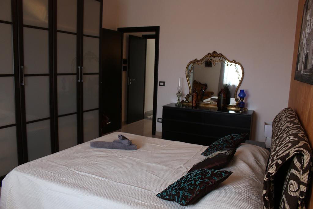 Villa Meriem Noto Room photo